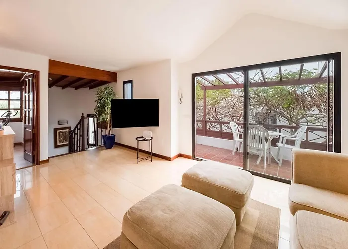 Belvilla By Oyo Aloe Villa