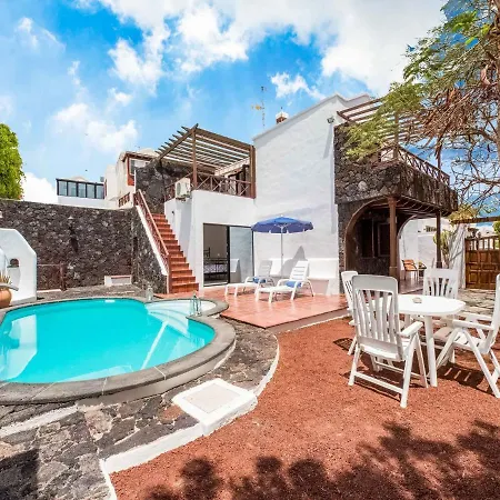 Villa Belvilla By Oyo Aloe Puerto del Carmen (Lanzarote)