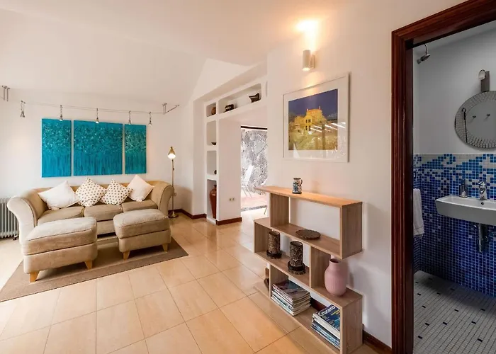 Belvilla By Oyo Aloe 别墅