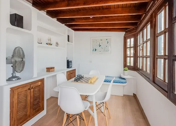 Belvilla By Oyo Aloe 卡门港